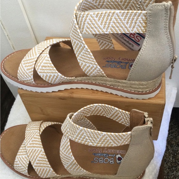 BOBS from Skechers Shoes - Bobs by Sketchers Summer Sun NWT Size 7